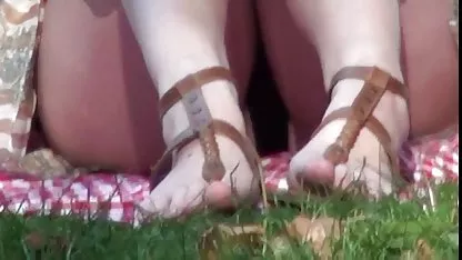 50 yaşında, vk porn türkçe anne genç erkeklerden oluşan bir grupla sikişmeye karar verdi