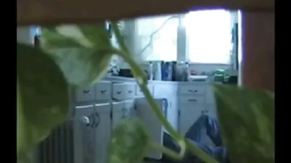 Kız arkadaşı büyük bir horoz tarafından altyazi diyari porn assfucked