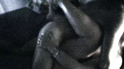 Straponesses çizgili çorap içinde becerdin altyazlıporno
