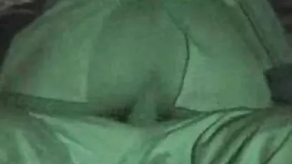Küçük bir vibratör ile Lezbiyenler konuşmalı pornolar anüs becerdin