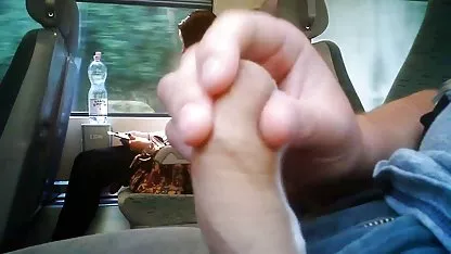 Sevgilisi alt yaziliporno okşadı ve anal seks bir araya geldi