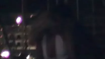 Garson hizmetçi hdx altyazılı porn ve arka odadaki konuğu vurur