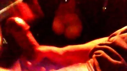 Rusya'dan bir fahişe, bir genelevdeki bir vernede kanserle turkce alt yazili porn parçalandı