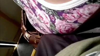 Bir çiçek yatağında akran bir fake taxi türkçe porno öğrenci